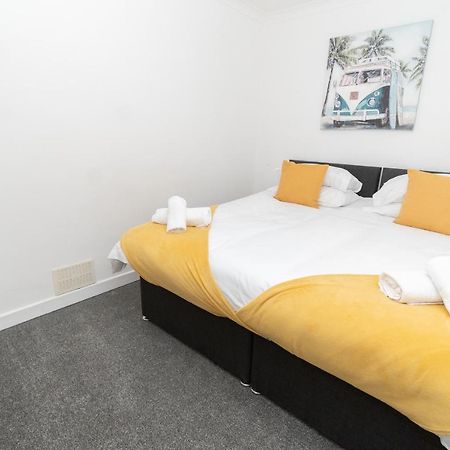 Business Friendly 3Br Home - King Size Beds & Centrally Located Swansea Extérieur photo