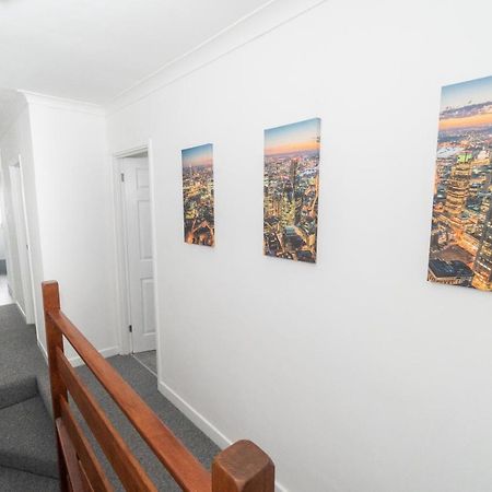 Business Friendly 3Br Home - King Size Beds & Centrally Located Swansea Extérieur photo