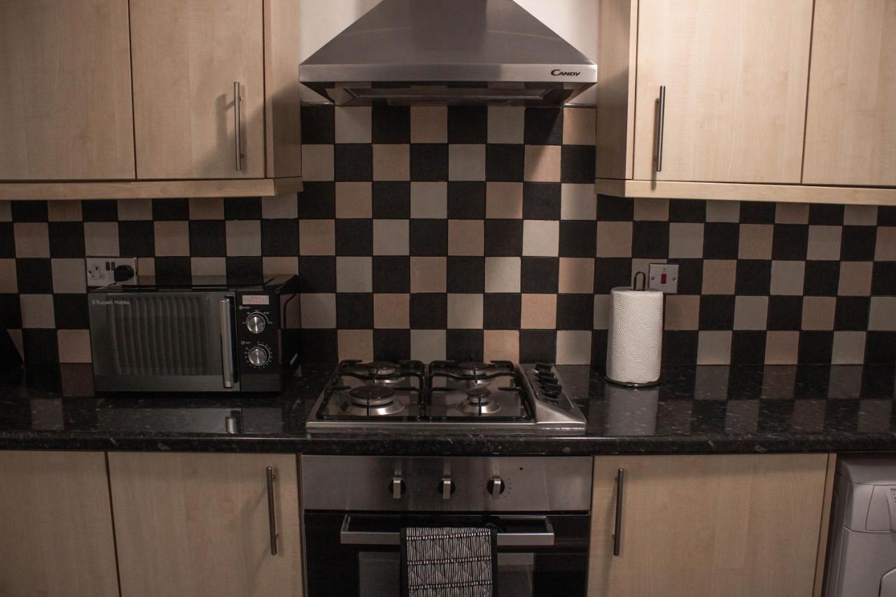 Business Friendly 3Br Home - King Size Beds & Centrally Located Swansea Extérieur photo