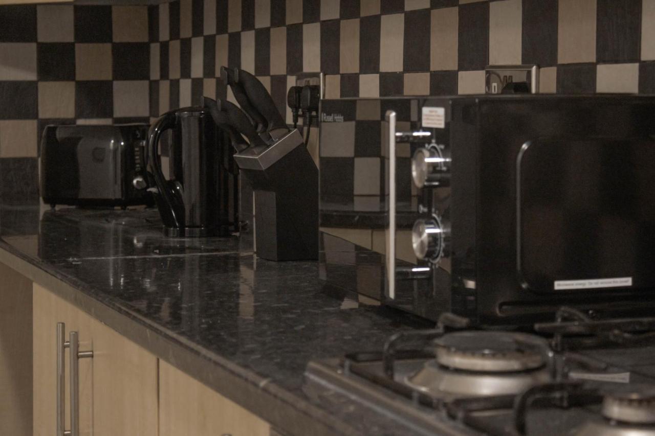 Business Friendly 3Br Home - King Size Beds & Centrally Located Swansea Extérieur photo