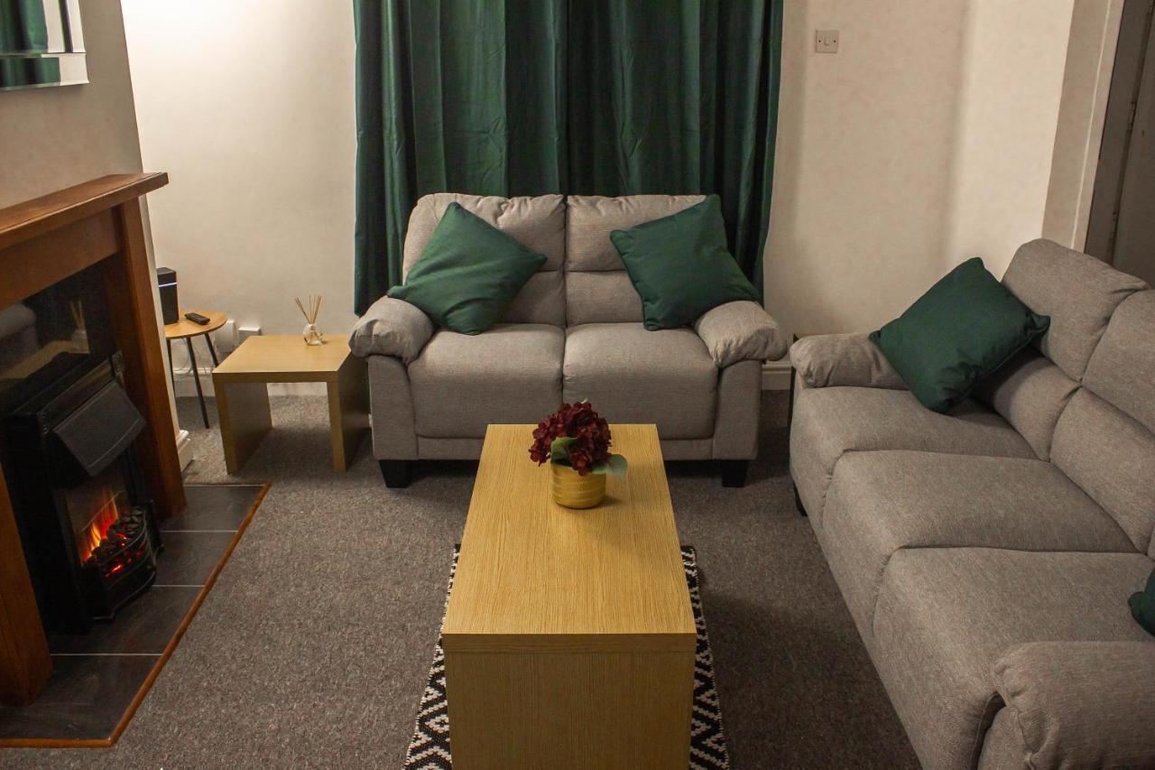 Business Friendly 3Br Home - King Size Beds & Centrally Located Swansea Extérieur photo